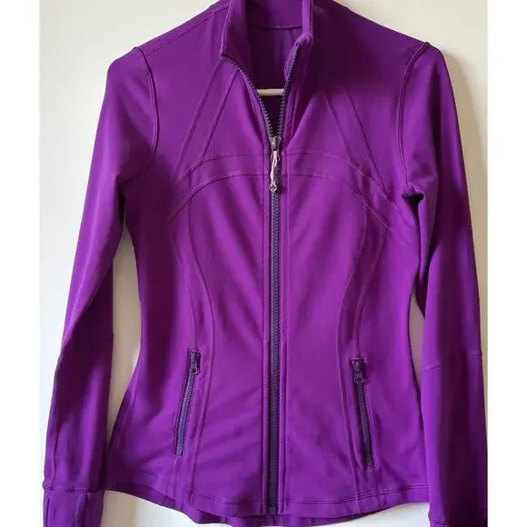 Lululemon - Define Front Zip Jacket Purple, Size 6 - Picture 4 of 5